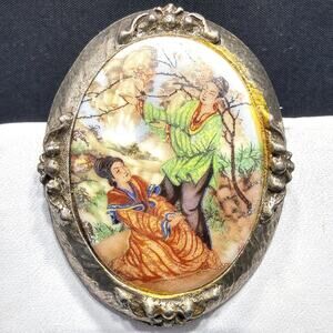 Vintage Porcelain Asian Couple Brooch Pendant Gold Tone Cameo Unsigned